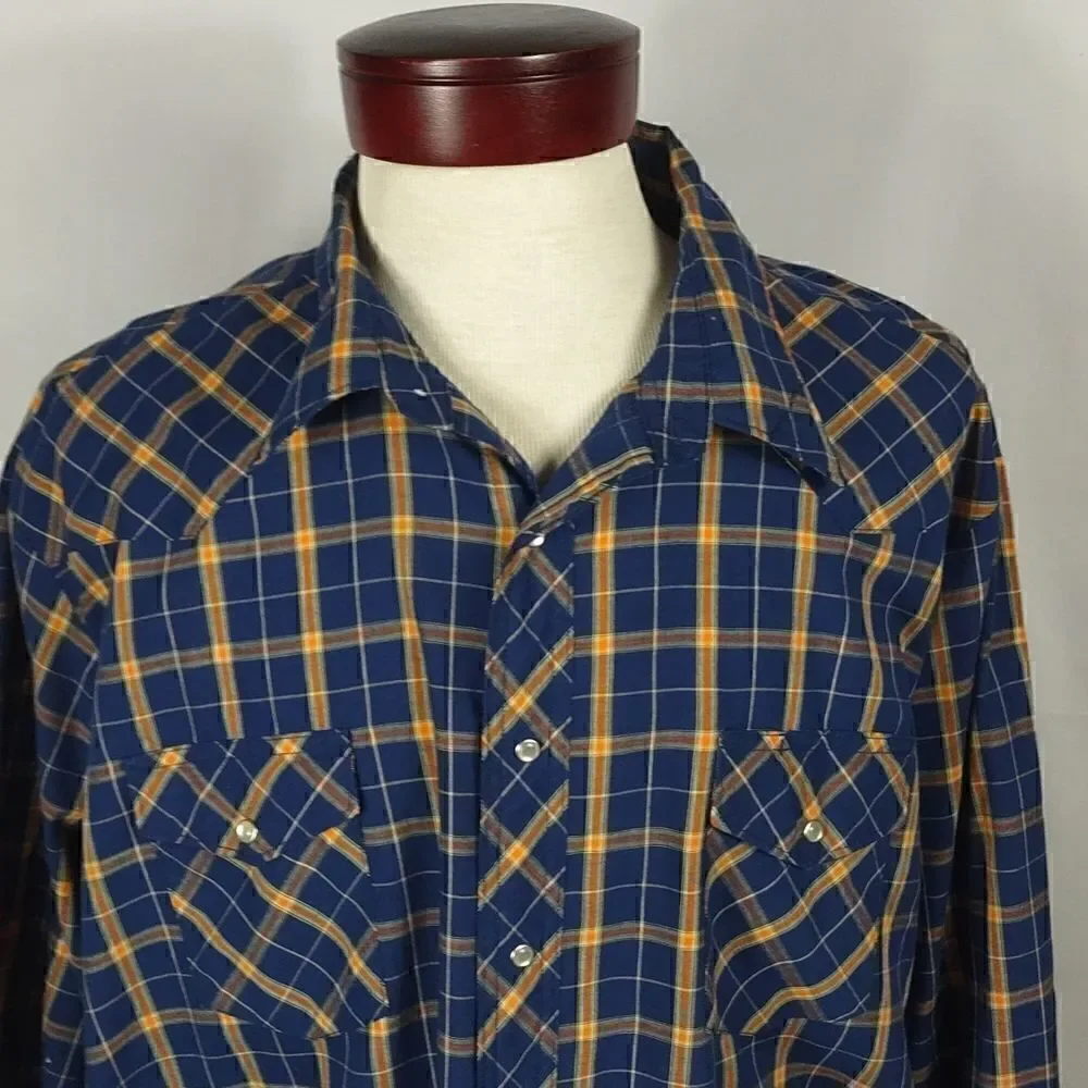 Wrangler Men's Blue & Gold Plaid Western Snap Shirt